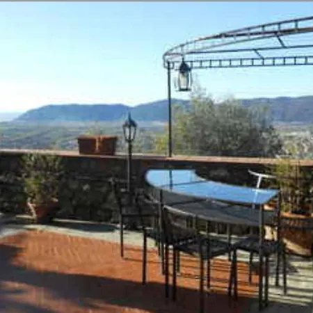 Lunigiana - Schone Mit Grosser Terrasse Und Mit Blick Auf Garten * Castelnuovo Magra